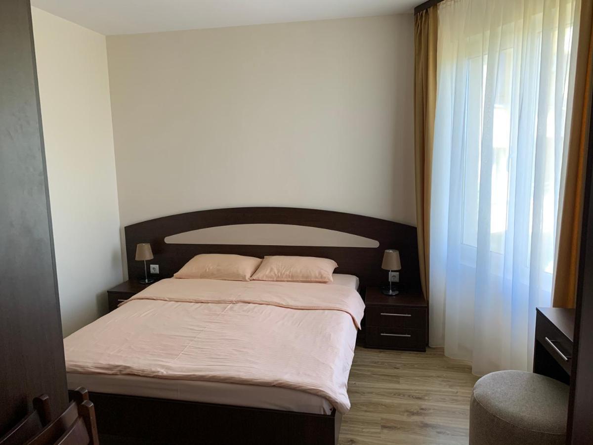 Аппартамент Pines Beach Resort Bjala Kültér fotó