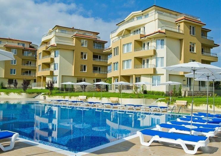 Аппартамент Pines Beach Resort Bjala Kültér fotó